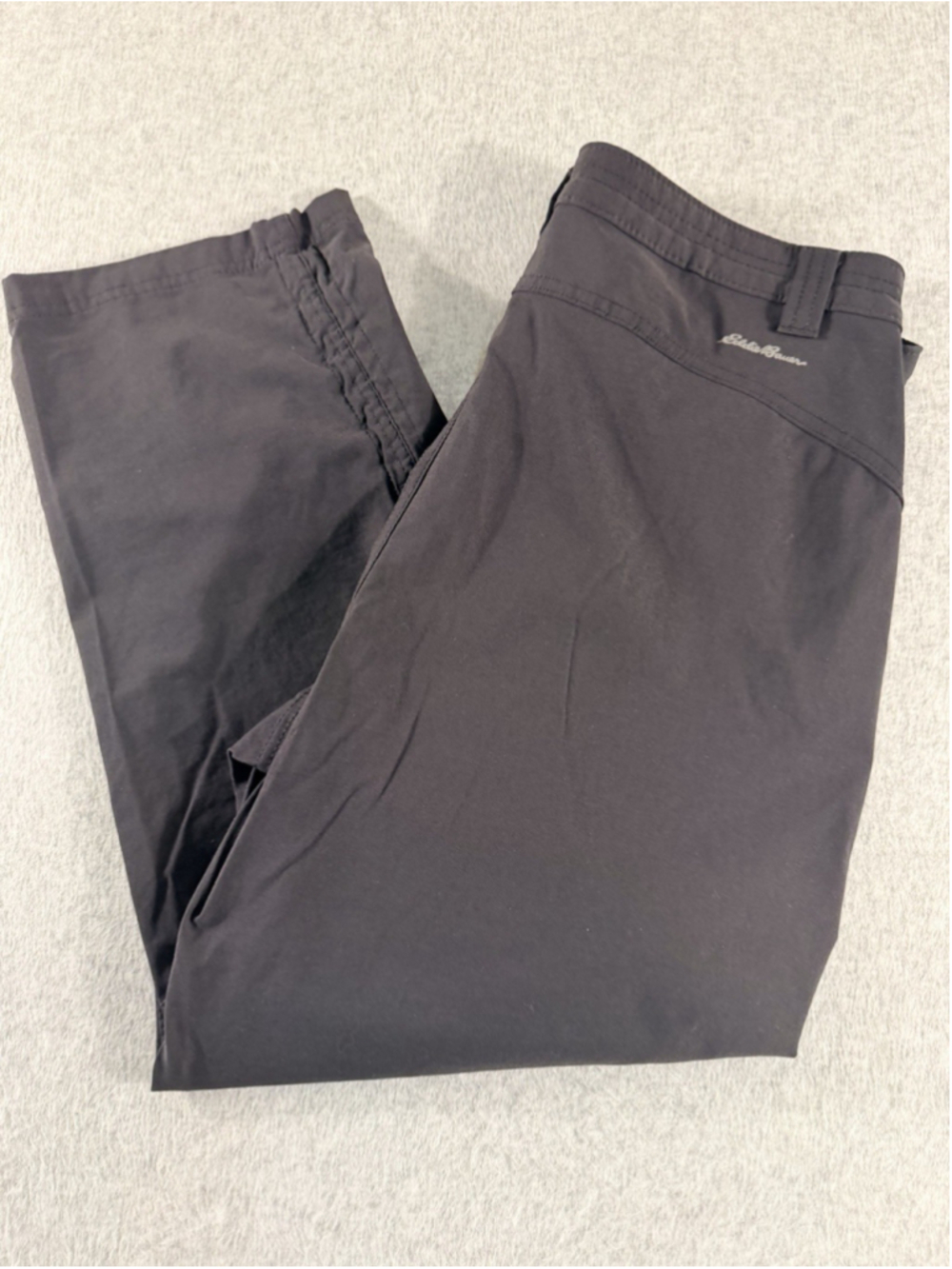 Eddie Bauer Rainier Capri Pants Women’s Size 10 Black Outdoor Hiking Pants